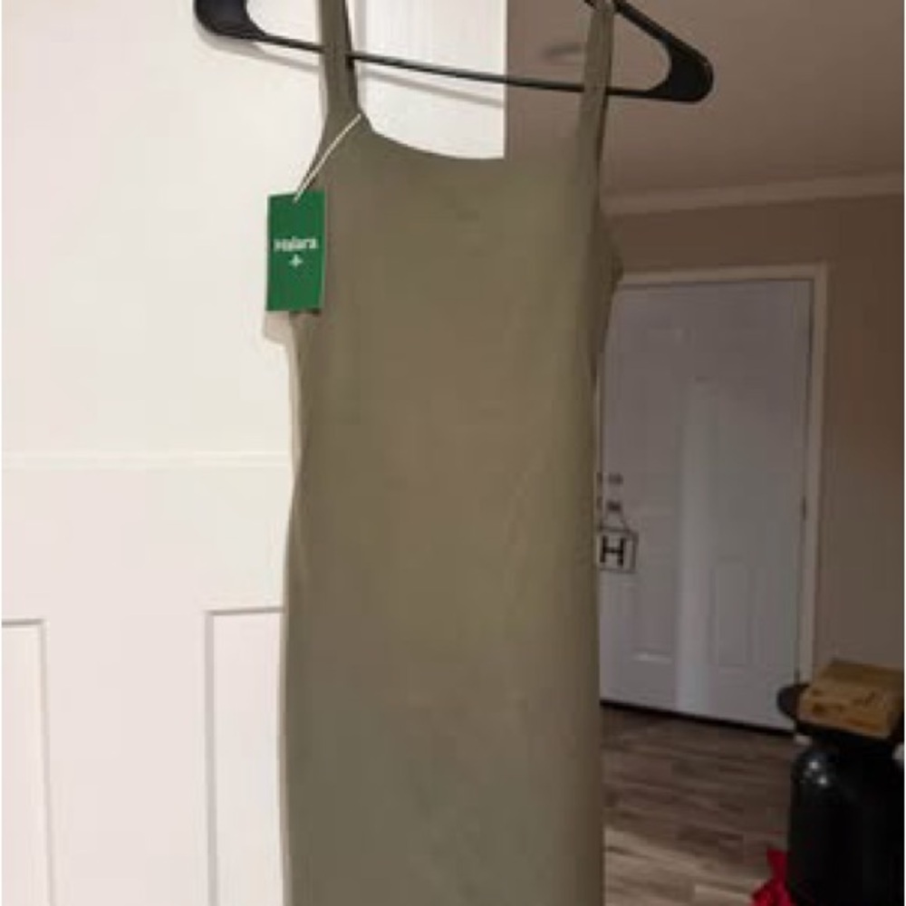 HALARA Khaki Midi Dress